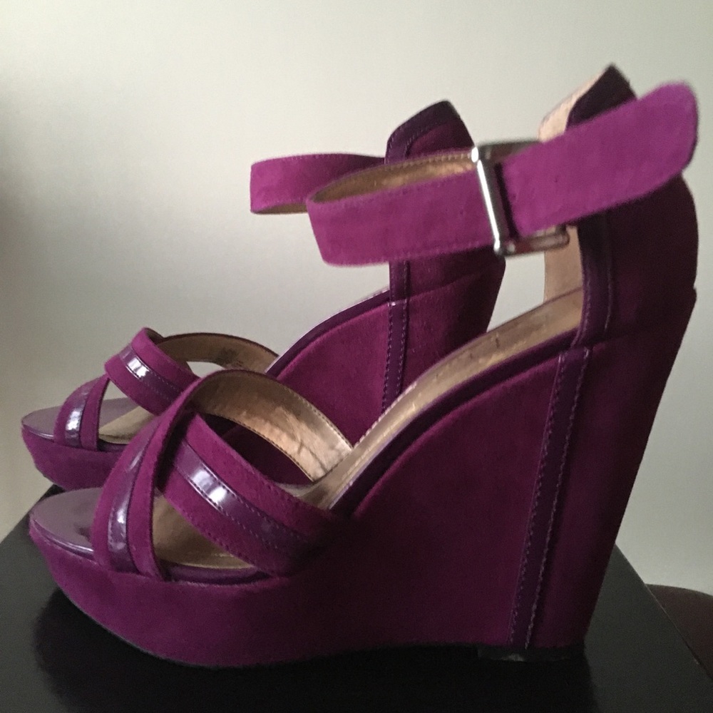BCBG shoes